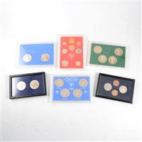 Lot 198 - A collection of commemorative crown, Royal Mint 1991, 1994,  United Kingdom Proof Coin Collection 1p-£1, Isle of Man Olympic Games Collection etc