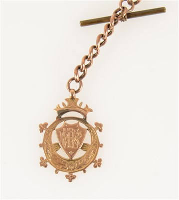 Lot 196 - A 9 carat rose gold single albert watch chain, the hollow 6.5mm curb links fitted with a swivel fastener and metal T bar
