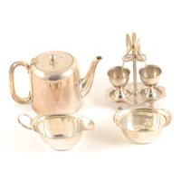 Lot 93 - Four Walker & Hall electroplated individual seven-piece place settings, (boxed), a canteen of cutlery in an oak case, carving set, in an oak case, and other plated wares.