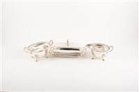 Lot 86 - Electroplated circular tray, Roberts & Dore., Sheffield