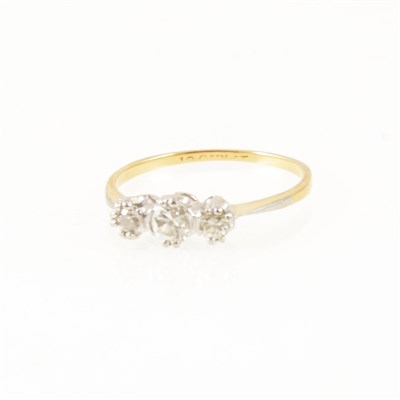 Lot 219 - A diamond three stone ring