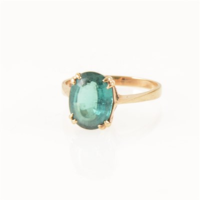 Lot 259 - A tourmaline dress ring