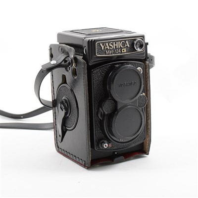Lot 77 - Yashica Mat-124G duel lens camera