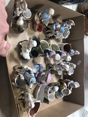 Lot 18 - Collection of sixteen fairing posies