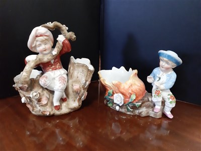 Lot 17 - Collection of sixteen fairings posies