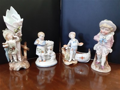 Lot 17 - Collection of sixteen fairings posies