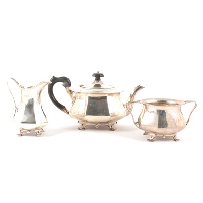 Lot 150 - Silver three-piece teaset, Sibray, Hall & Co, London 1915