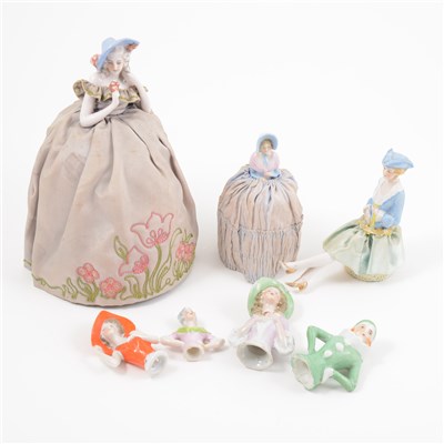 Lot 41 - A large collection of pin cushion dolls and half dolls.