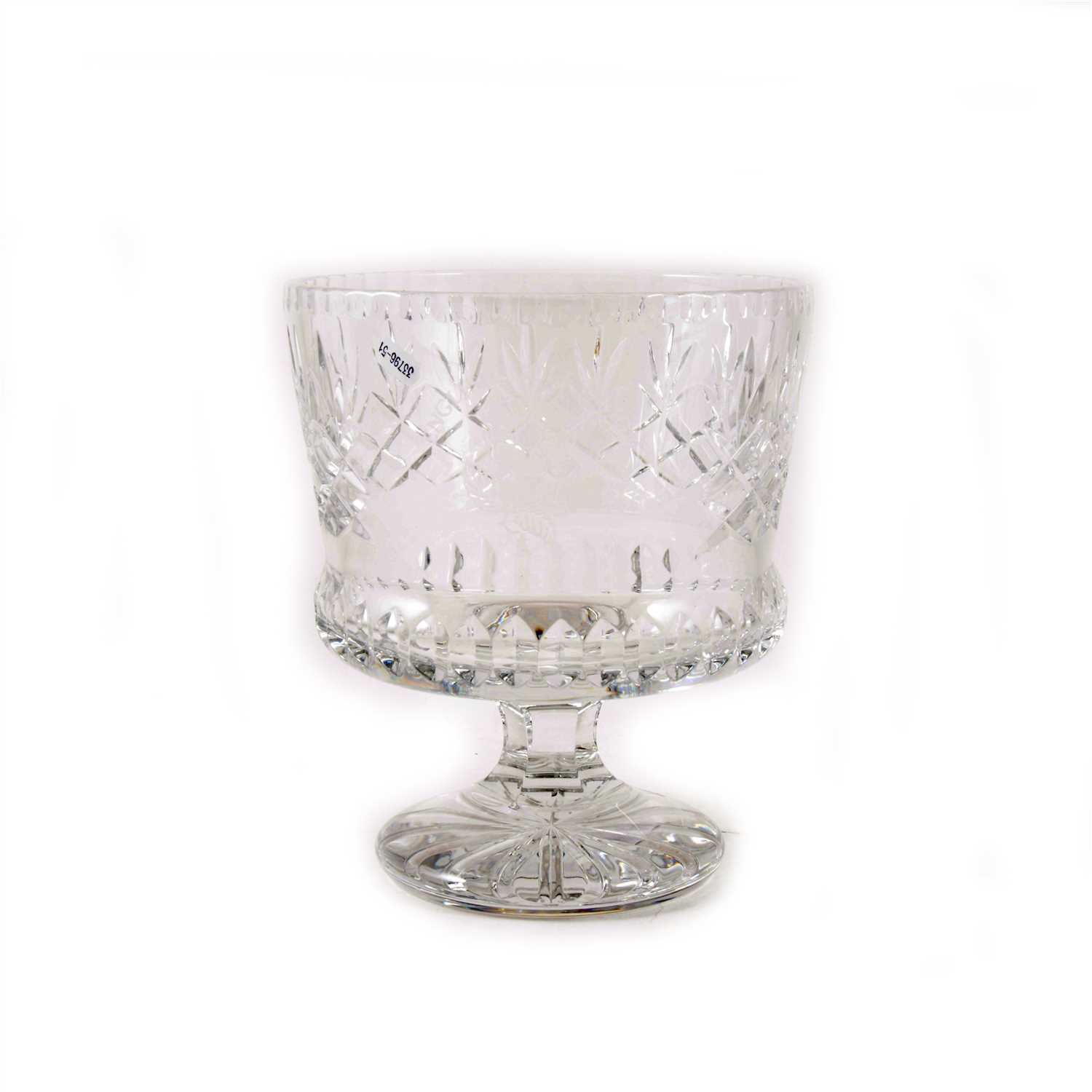 Lot 8 - A presentation glass rose bowl, engraved English Golf Union.