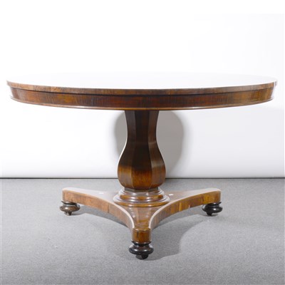 Lot 389 - A William IV rosewood breakfast table