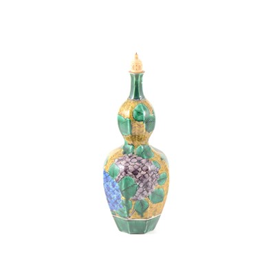 Lot 16 - Sino-Indian double gourd shape bottle, 19th century