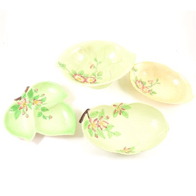 Lot 79 - A collection of Carlton Ware leaf-moulded wares
