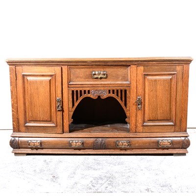 Lot 287 - An Edwardian oak dresser base