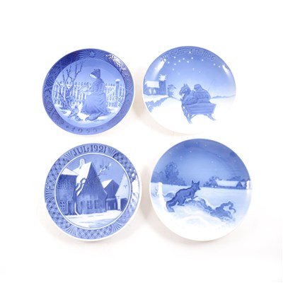 Lot 10 - Copenhagen Christmas plates