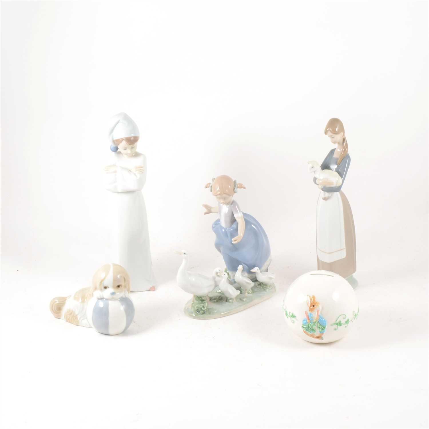 Lot 20 - A quantity of Lladro, Nao and other Spanish pottery.