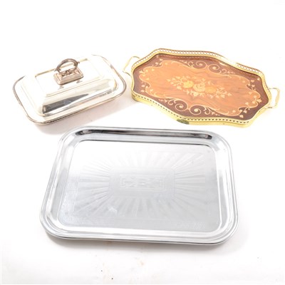 Lot 93 - A quantity of silver-plated and glass wares, to include a silver-rimmed glass bowl