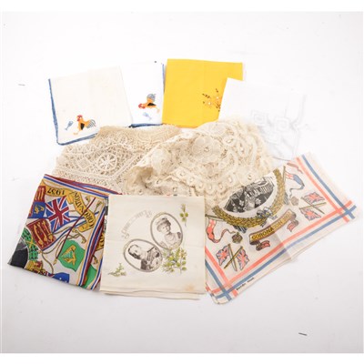 Lot 109 - A small collection of antique lace, ...