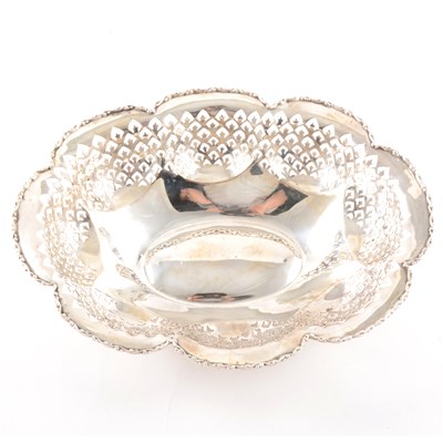 Lot 122 - Oval silver dessert basket, S Blankensee & Son Ltd,  Birmingham 1920