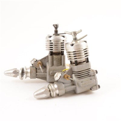 Lot 206 - 2 x Diesels ZOM 2.5cc Series 1 and Series 2.