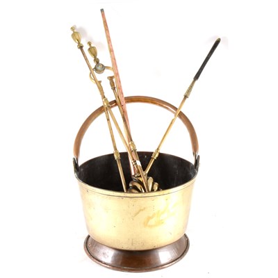 Lot 207 - Collection of brass and copper ware