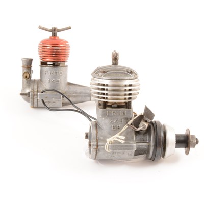 Lot 24 - 2 x FROG diesels 2.49cc BB, and 1.49cc VIBRAMATIC.
