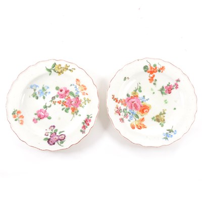 Lot 32 - A pair of Chelsea Red Anchor period plates, 1750s