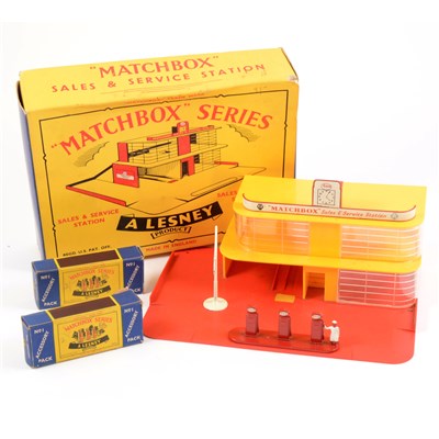 Lot 275 - Matchbox Toys; Sales and Service Station and petrol pumps, boxed.