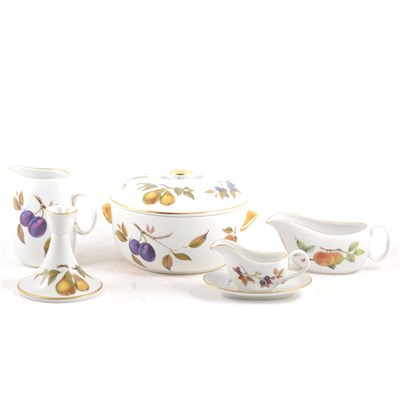 Lot 77 - Large quantity of Royal Worcester 'Evesham' dinnerware.