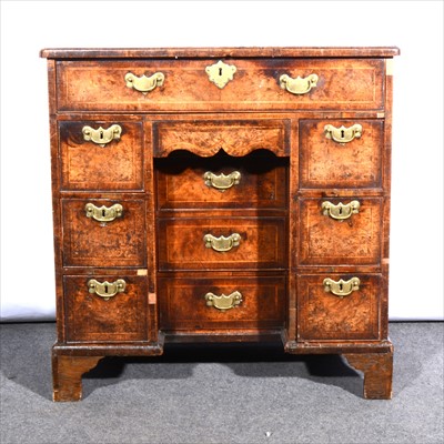 Lot 833 - George III mahogany kneehole dressing table