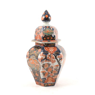 Lot 15 - An Imari covered vase, ...