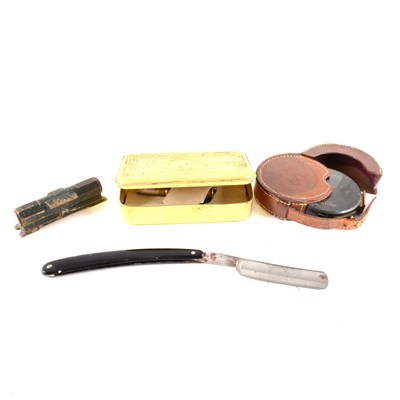 Lot 229 - WW1 Queen Mary tin with gun sight, range finder, and a razor