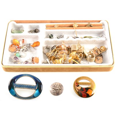 Lot 407 - A quantity of costume jewellery, earrings and cufflinks.