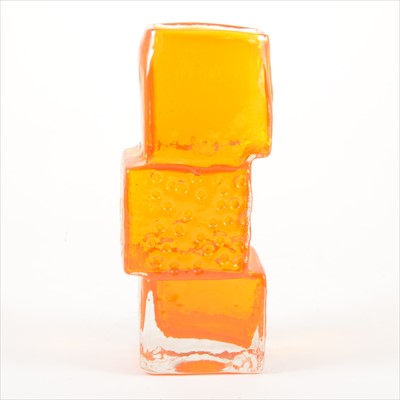 Lot 175 - A Textured Glass 'Drunken Bricklayer' vase, by Geoffrey Baxter for Whitefriars.