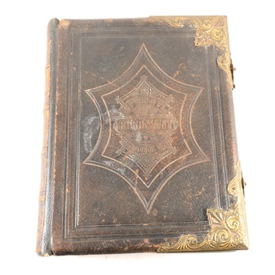 Lot 76 - Welsh Language Family Bible, Old and New Testament, with commentary by Peter Williams.