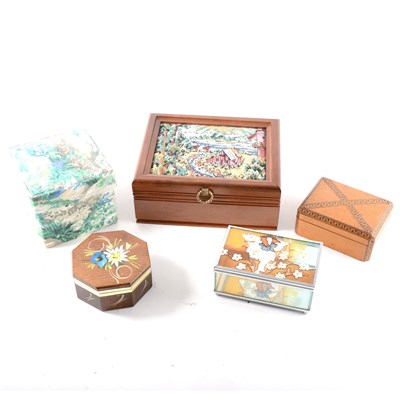 Lot 165 - Selection of jewellery boxes.