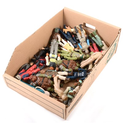 Lot 206 - Original Star Wars figures; thirty-five figures, all loose with no weapons.
