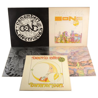 Lot 662 - Five vinyl music LP records; mostly Progressive Rock
