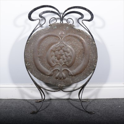 Lot 75 - An English Arts and Crafts copper and ironwork firescreen