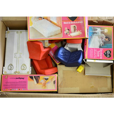 Lot 158 - Sindy Doll furniture; a selection including bath, bed with bedclothes, bedside table etc