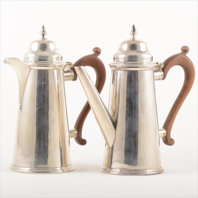 Lot 639 - George II style silver coffee pot and matching hot water jug, Allston's & Hallam, London 1925.