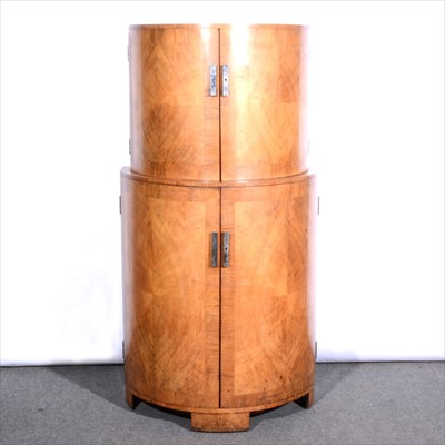 Lot 126 - An Art Deco cocktail cabinet and contents.