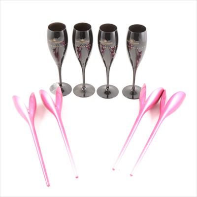 Lot 102 - A quantity of champagne and whiskey-related glasses, holders etc.