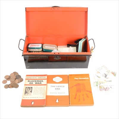 Lot 153 - Commemorative crowns; other coins