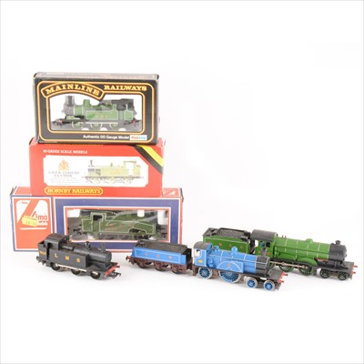 Lot 78 - Six OO gauge model railway locomotives, Hornby R252 LNER J83, Mainline J72 class tank engine etc.