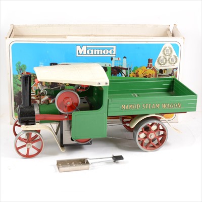 Lot 21 - Mamod live steam; SW1 steam wagon engine, green body, boxed with burner.