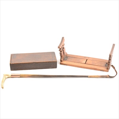 Lot 165 - A hunting crop with 9 carat rose gold collar, book rack and a mahogany cigar box.