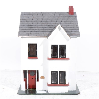 Lot 370 - Scale model Dolls house of The White House, Gypsy Lane, Leicester
