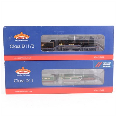 Lot 53 - Two Bachmann OO gauge model railway locomotives; 31-145NRM, 31-136.