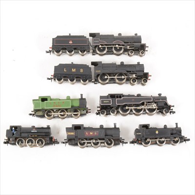 Lot 97 - Seven Graham Farish N gauge model railway locomotive