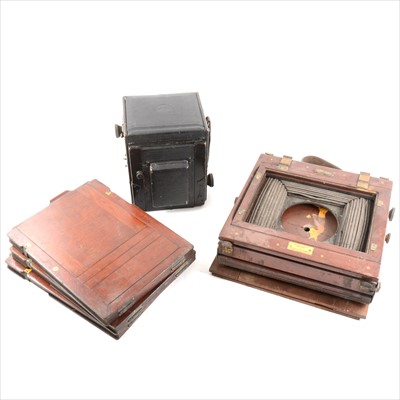 Lot 109 - A Thornton Picard quarter plate box camera, circa 1930...